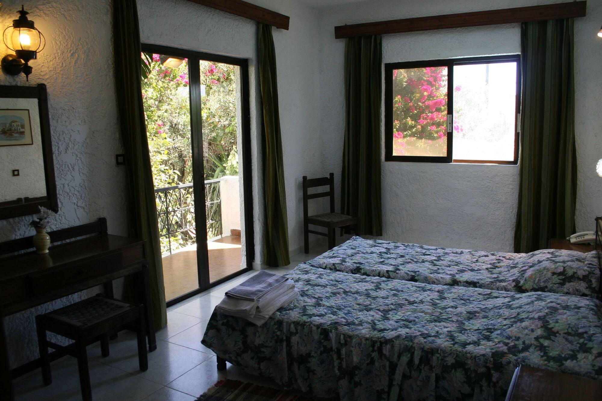 Oasis Hotel Bungalows Rhodes Afantou Eksteriør billede
